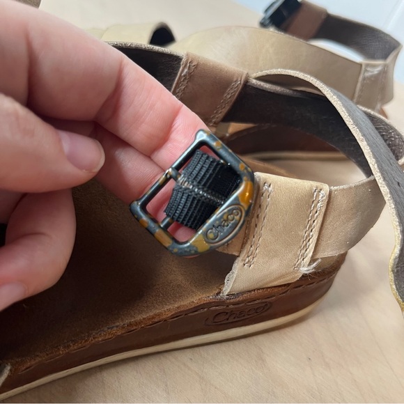 Chaco Wayfarer Sandals Buckle Ankle Strap Leather Tan Womens Size 8 - Picture 12 of 12